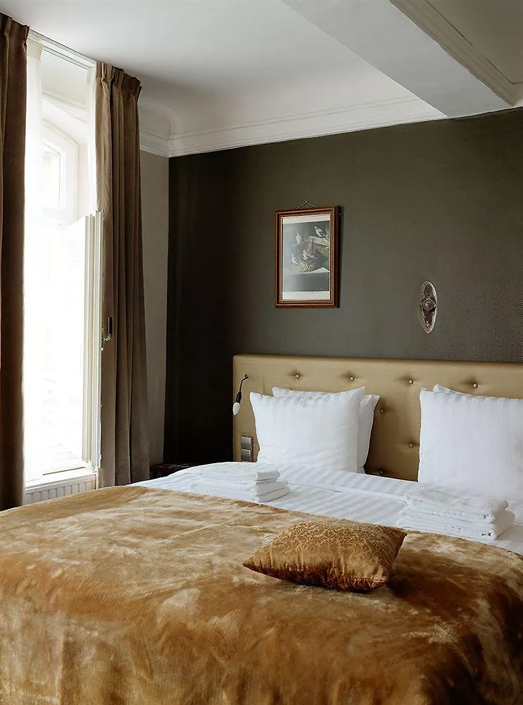 ***  Sandton Hotel Pillows מאסטריכט הולנד